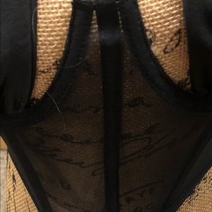 Key hole / cross top